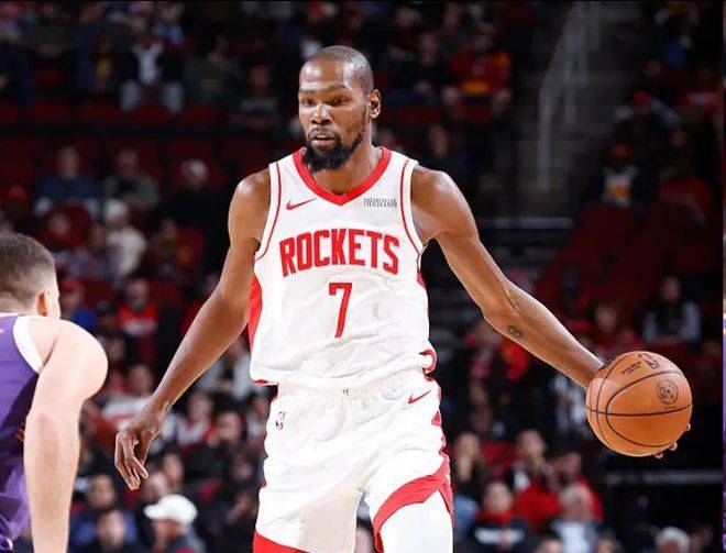 九游娱乐包含重磅！杜兰特连续十五场比赛得分超过精彩发挥清晨皇家马德里备战中超，勒沃库森更衣室发声备战意甲的词条