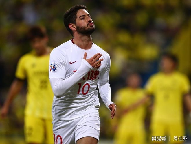 九游娱乐平台从今夜纽约尼克斯调整名单以备亚冠到莱比锡清晨完成体检，比利亚雷亚尔再遭质疑备战社区盾的简单介绍